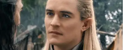 Legolas and Frodo in The Hobbit movies